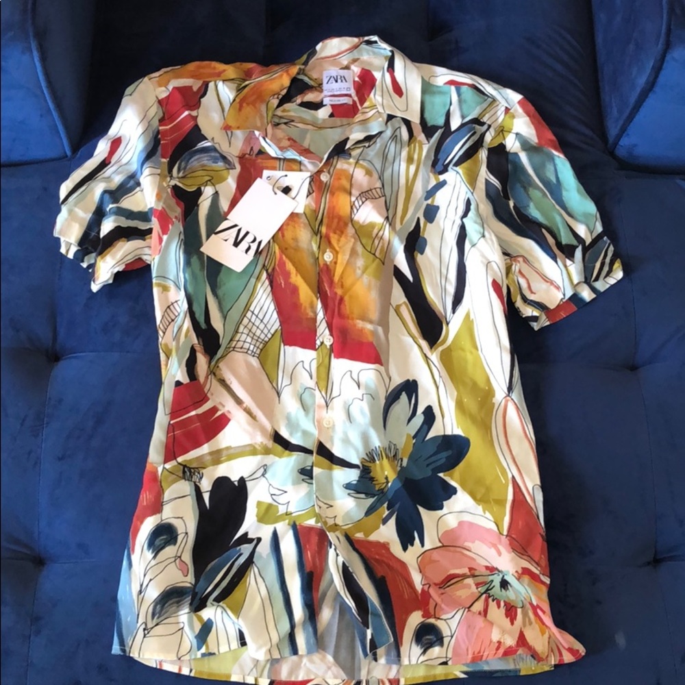 ZARA dress shirt In Relaxed fit.